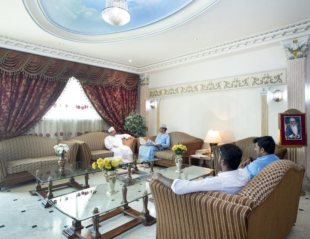 Nuzha Hotel Apartments Маскат Екстериор снимка